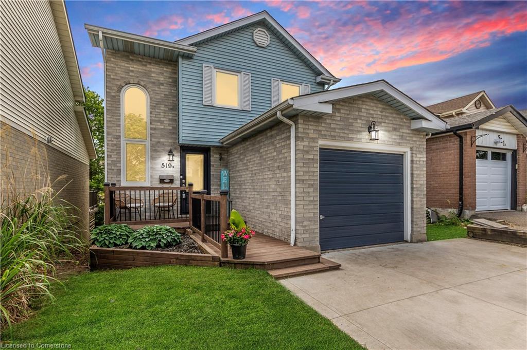 519b Rosemeadow Crescent Property Photo 1
