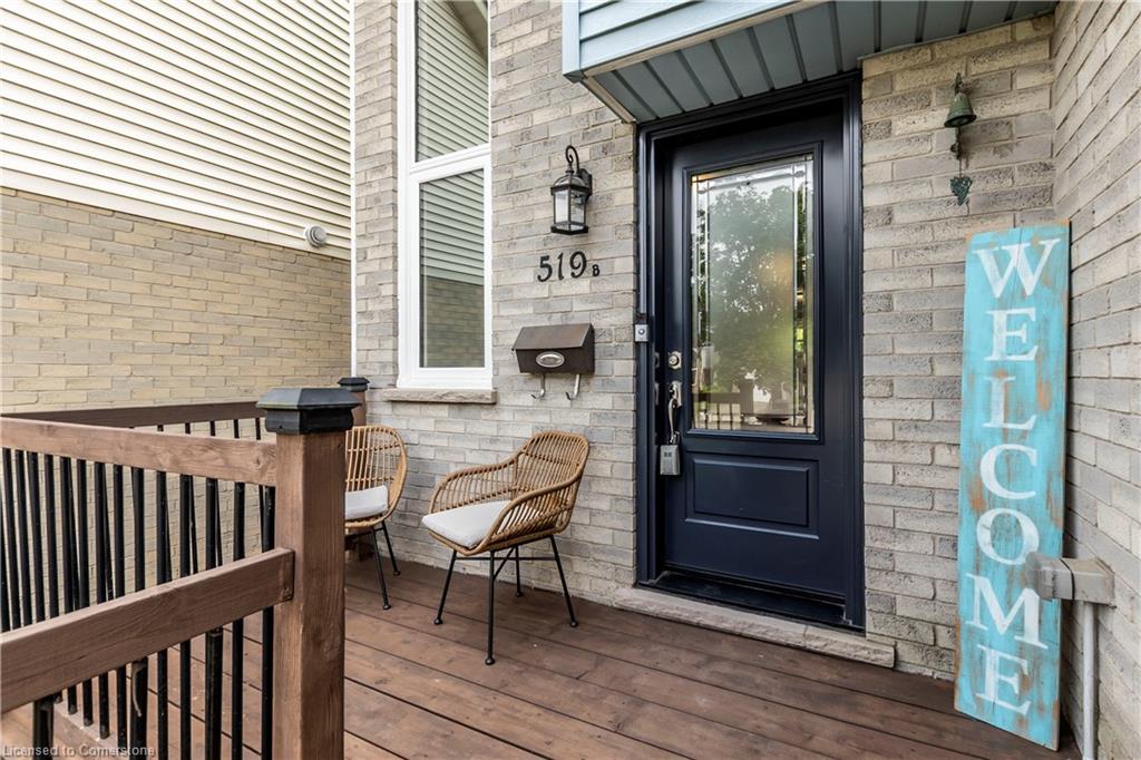 519b Rosemeadow Crescent Property Photo 4