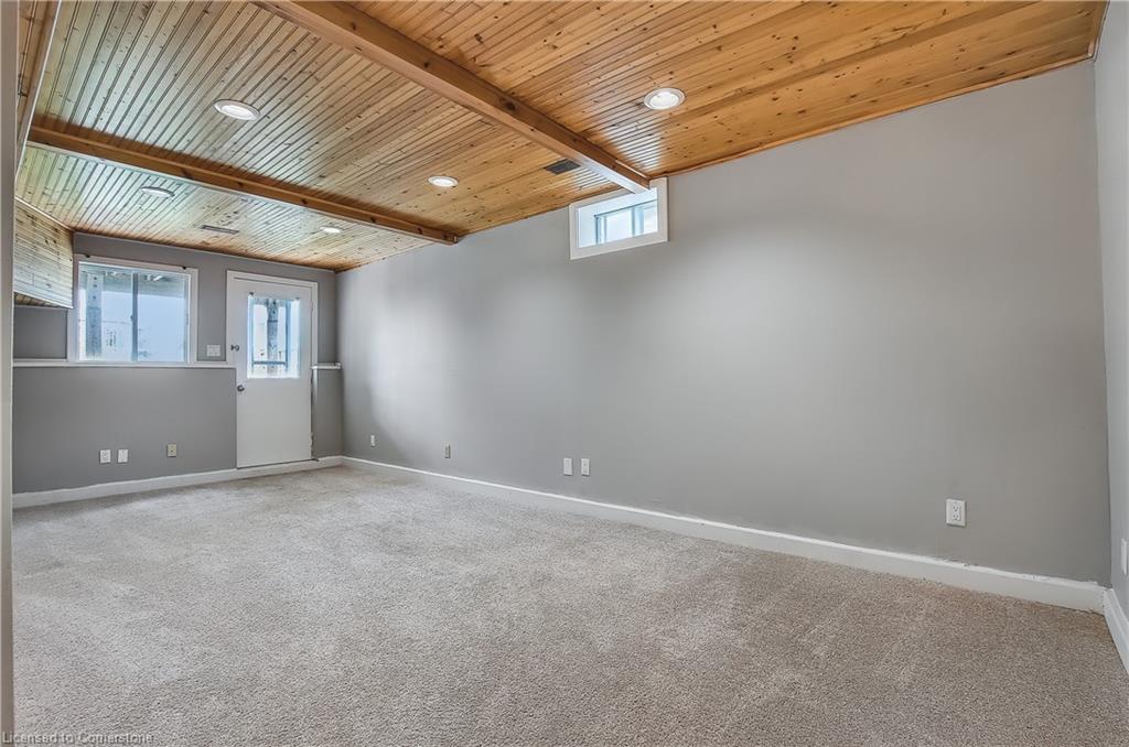 519b Rosemeadow Crescent Property Photo 27