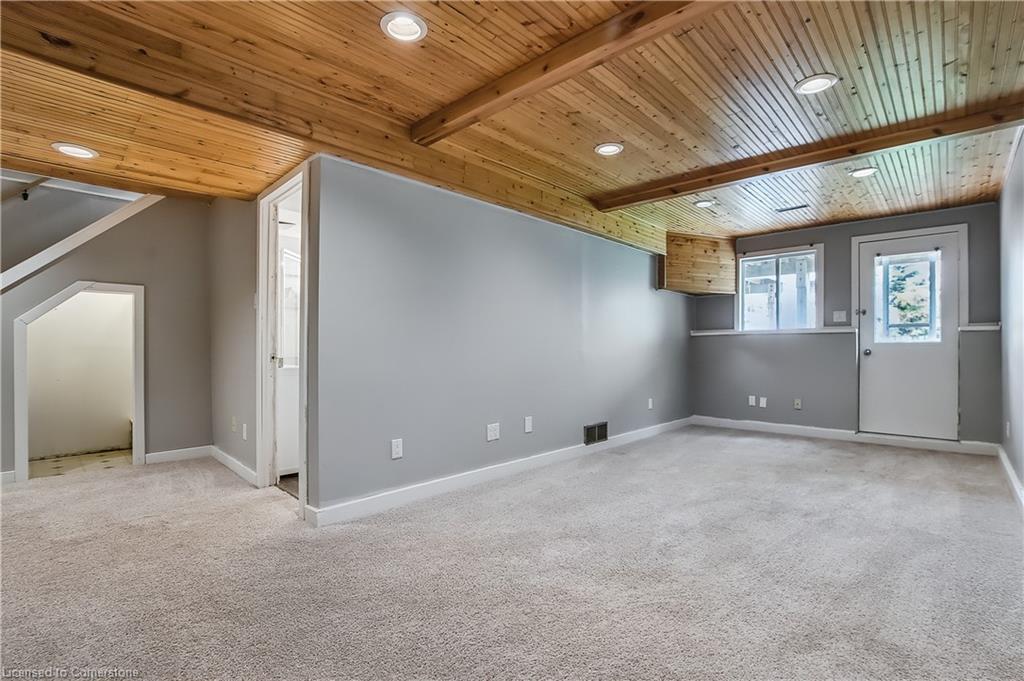 519b Rosemeadow Crescent Property Photo 28