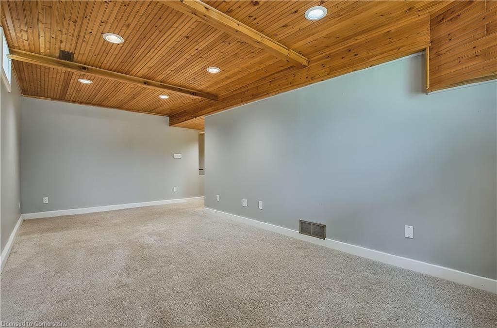 519b Rosemeadow Crescent Property Photo 29