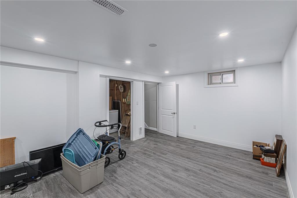 48 Market Street Property Photo 25