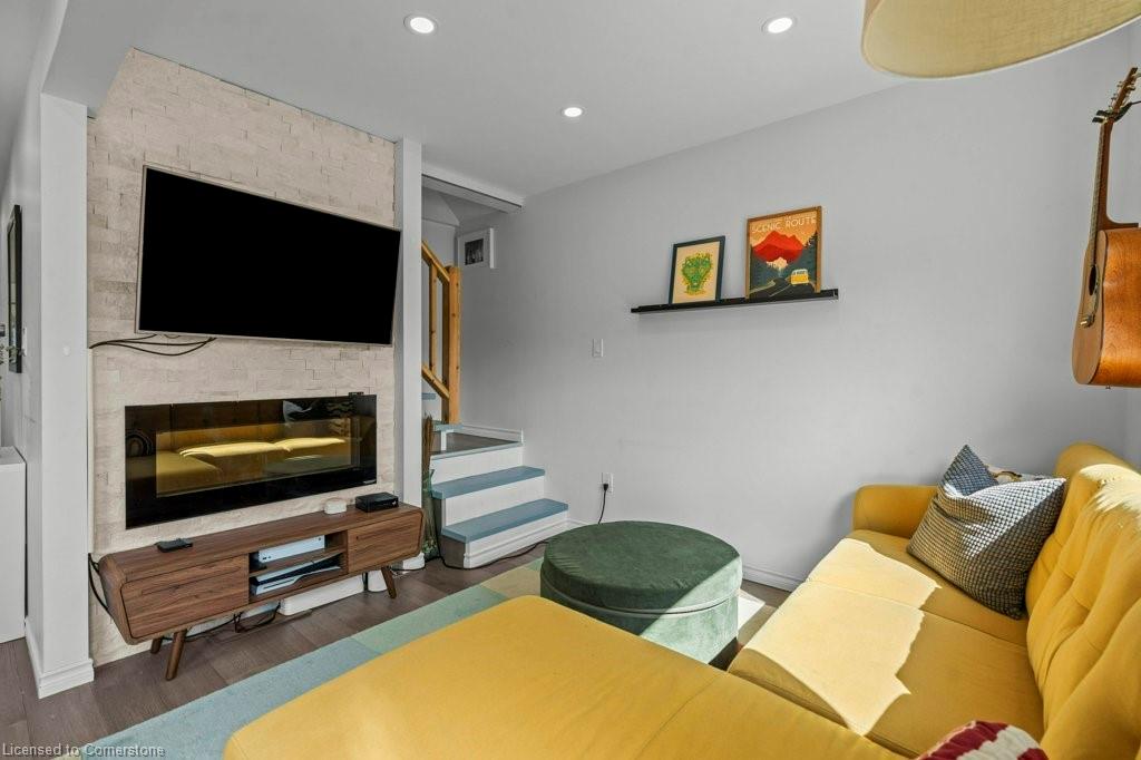 43 Page Street Property Photo 5