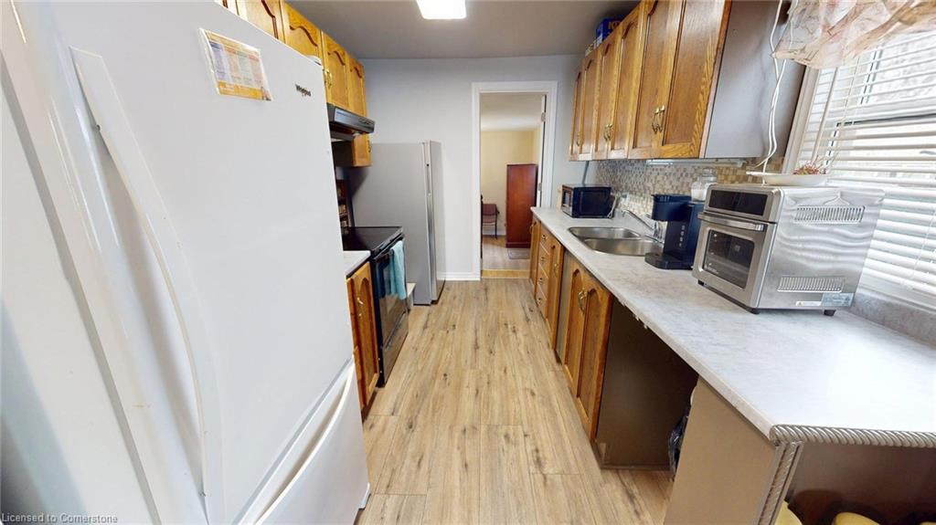 12 Hayes Street Property Photo 8