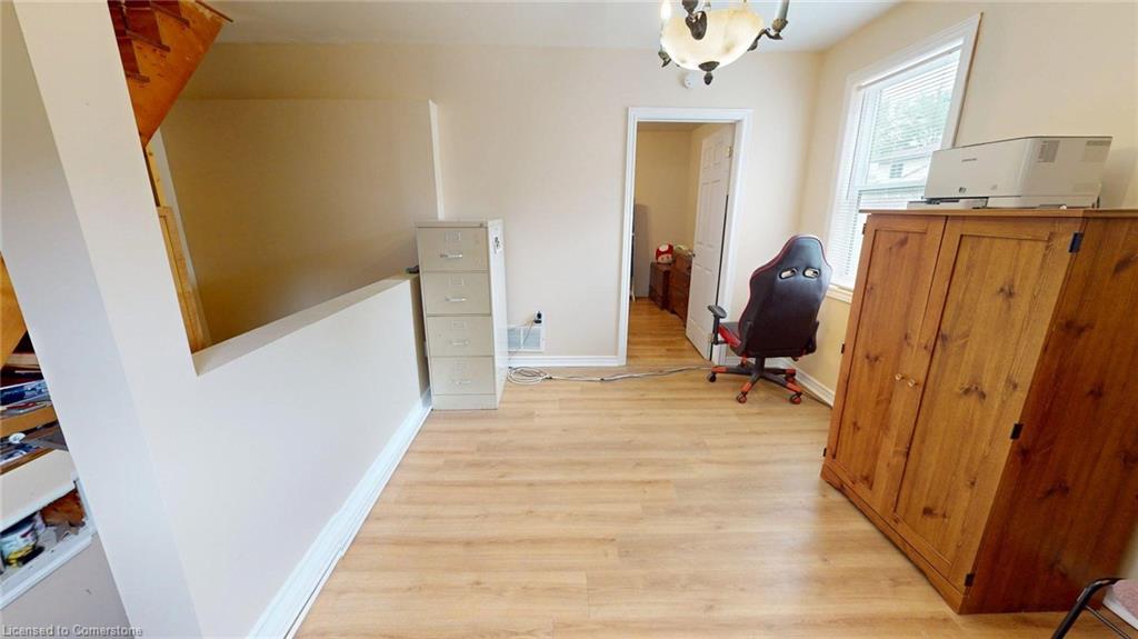 12 Hayes Street Property Photo 10