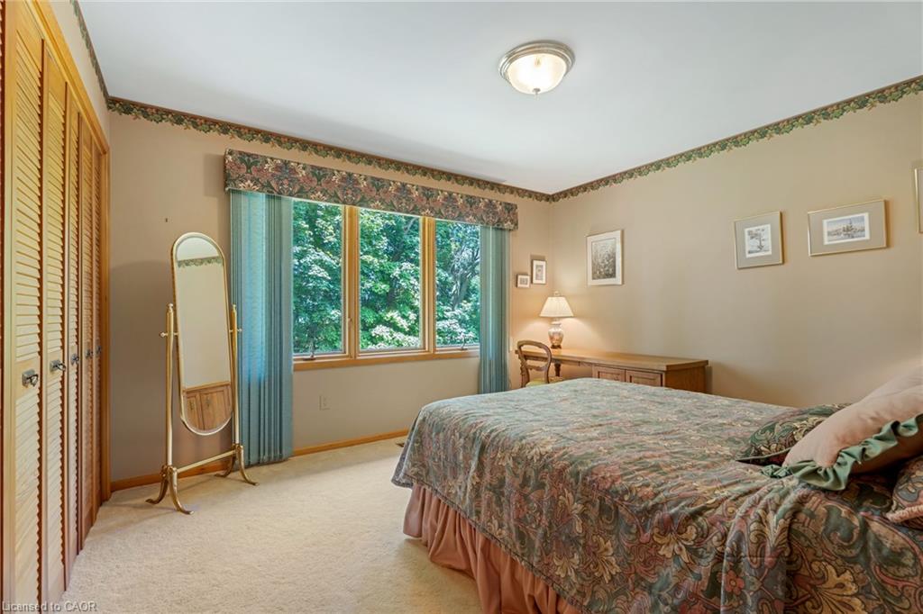 13 Leslie Drive Property Photo 29