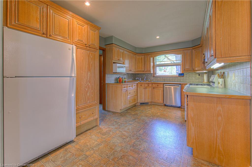 135 Golf Course Road Property Photo 11