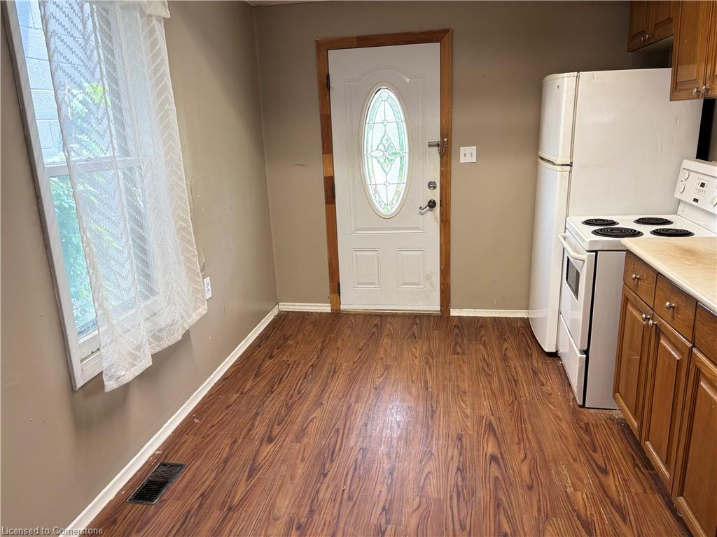 465 East Main Street Property Photo 6