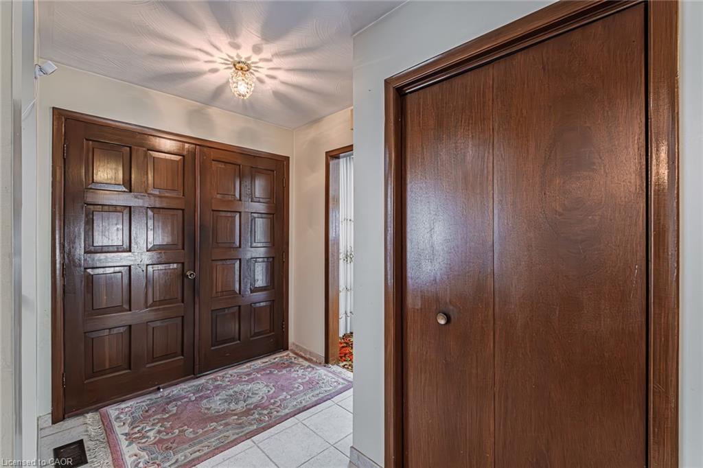 20 Harvard Place Property Photo 6