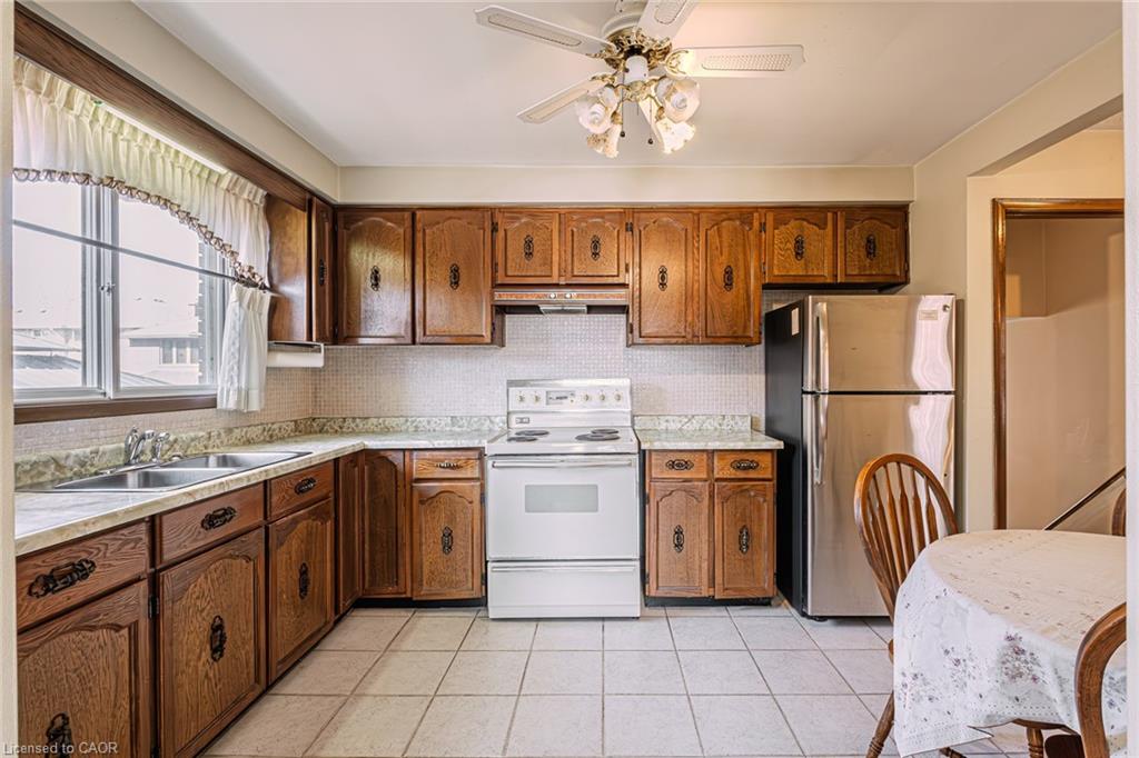 20 Harvard Place Property Photo 10