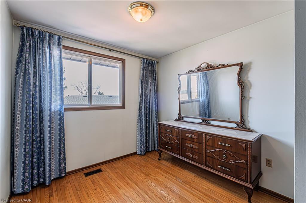 20 Harvard Place Property Photo 18