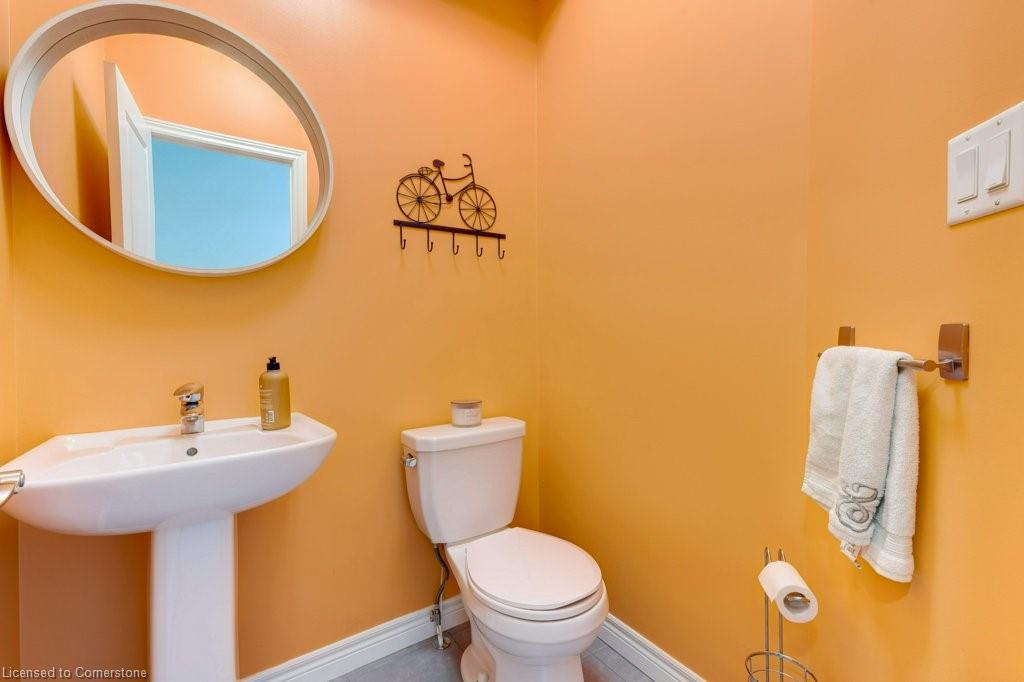 12-98 Shoreview Place Property Photo 22