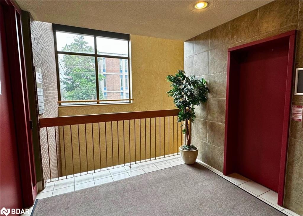 135 Bayfield Street Property Photo 5