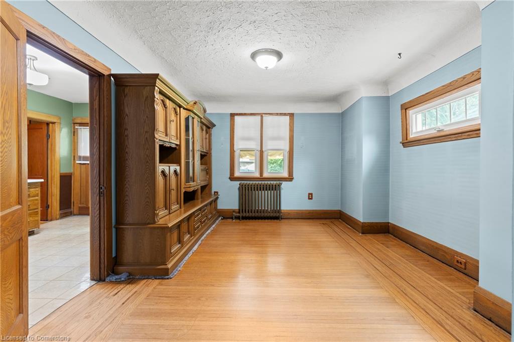 155 Balmoral Avenue S Property Photo 11