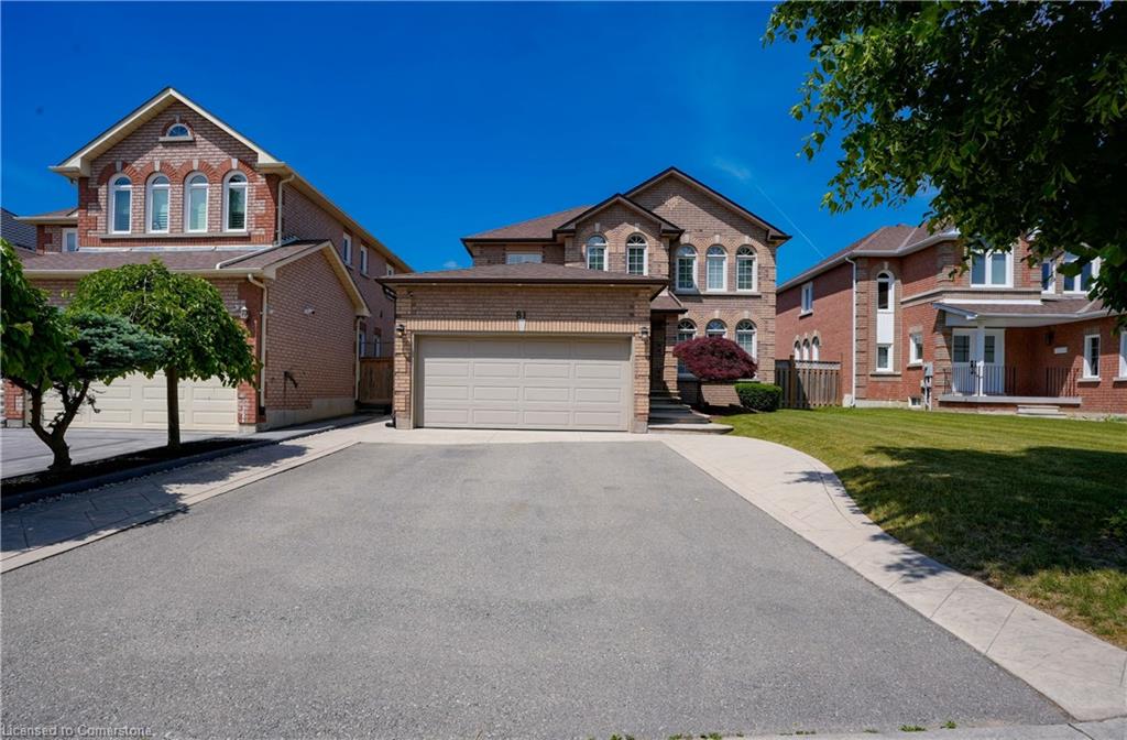 81 Deib Crescent Property Photo 1