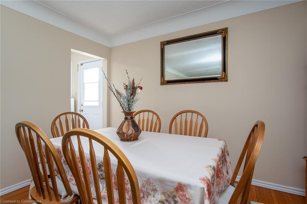 129 River Road E Property Photo 16