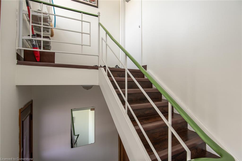 129 River Road E Property Photo 36