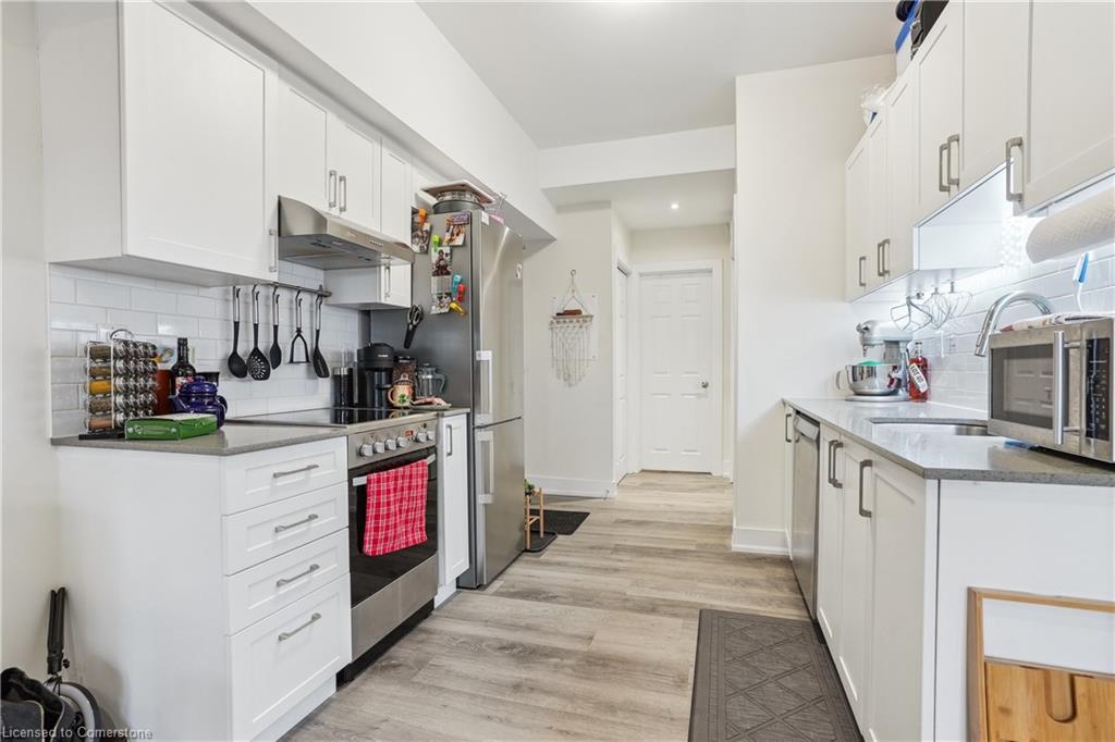289-293 Kenilworth Avenue N Property Photo 23