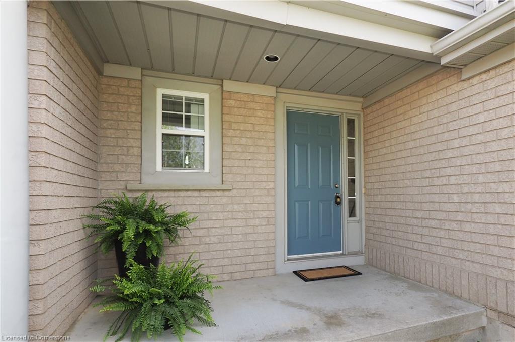 502 Mayflower Street Property Photo 3