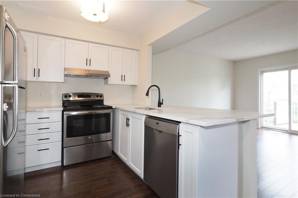 502 Mayflower Street Property Photo 6