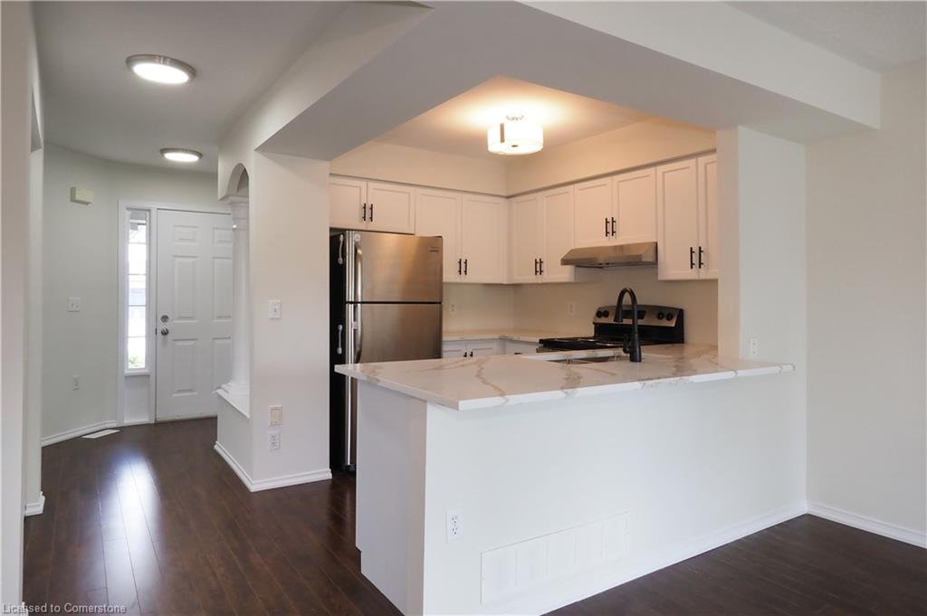 502 Mayflower Street Property Photo 9