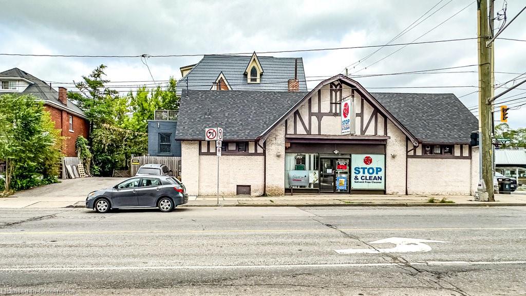 424 Aberdeen Avenue Property Photo 3