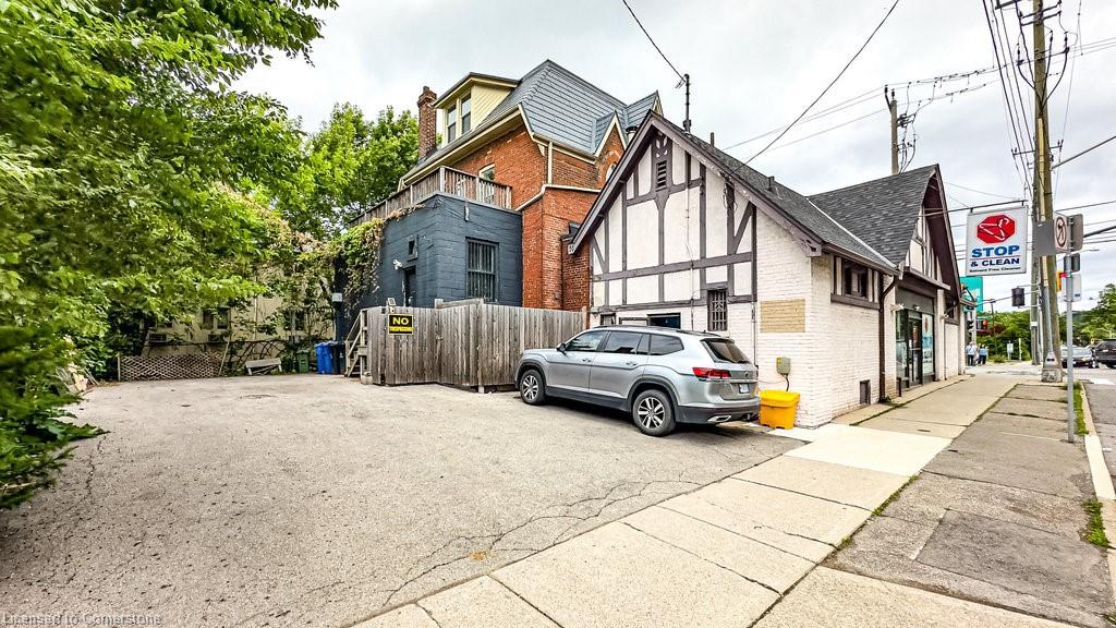 424 Aberdeen Avenue Property Photo 4