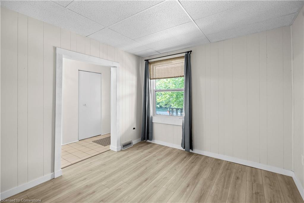 35 Gertrude Street Property Photo 6