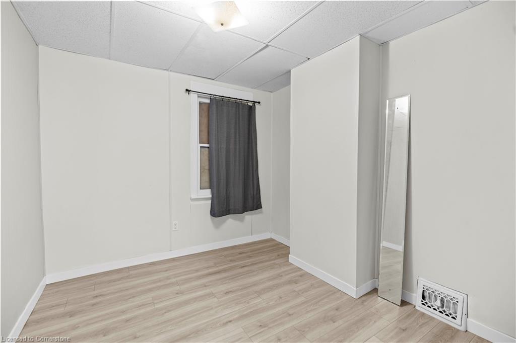 35 Gertrude Street Property Photo 10