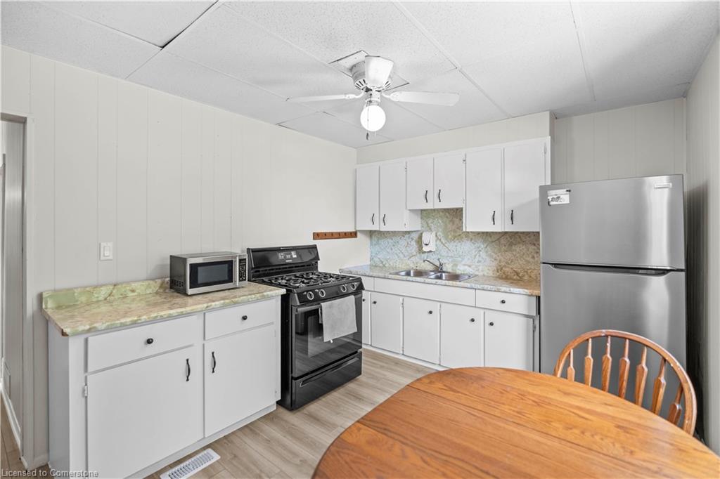 35 Gertrude Street Property Photo 13