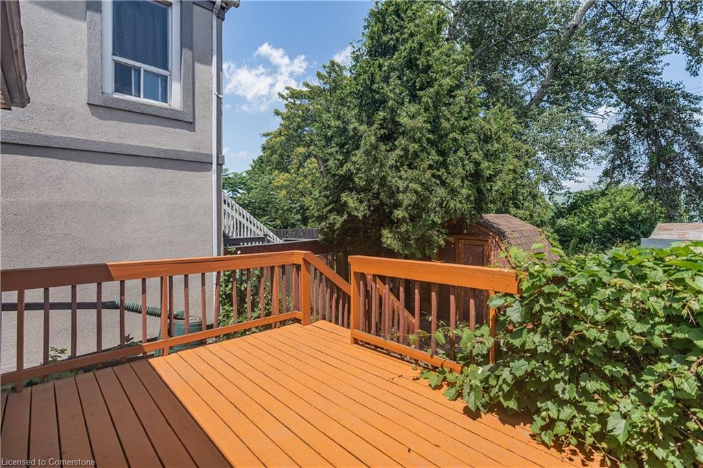 35 Gertrude Street Property Photo 34