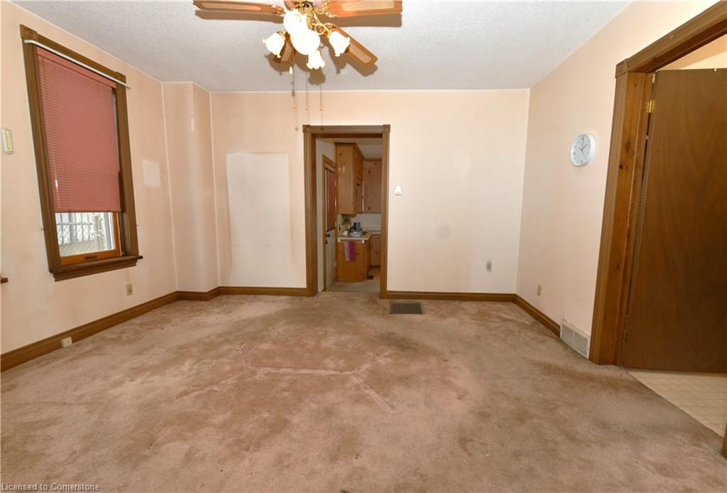 25 Guelph Street Property Photo 6