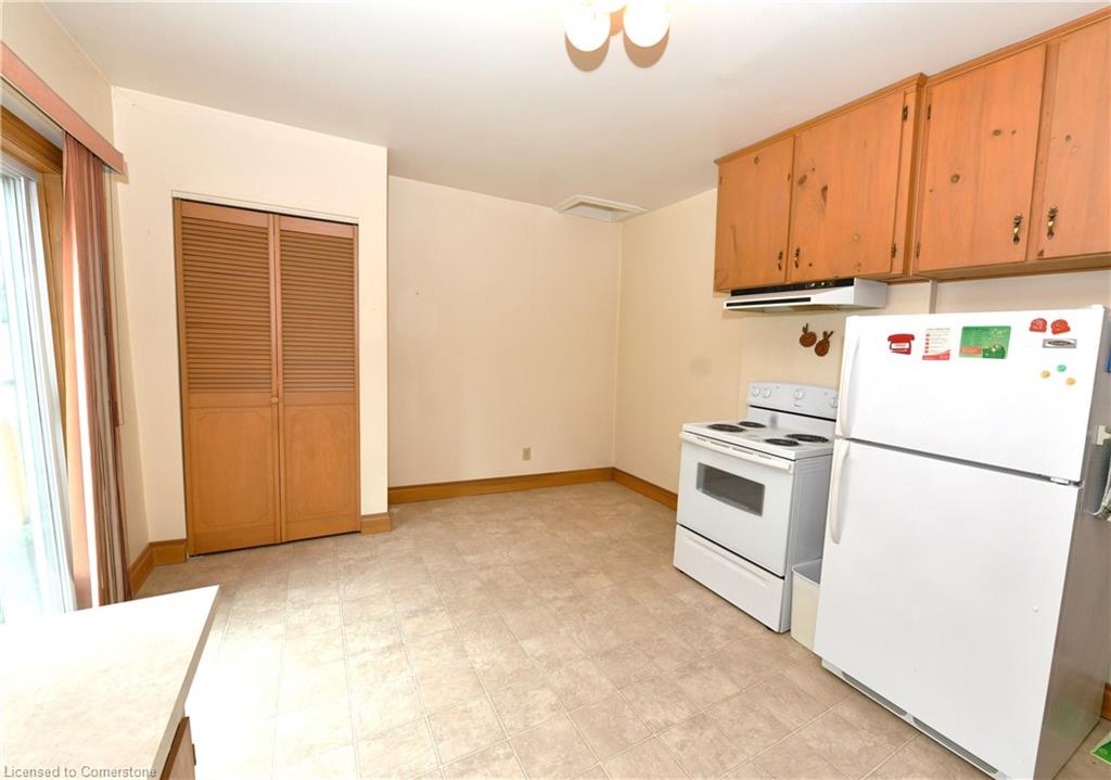 25 Guelph Street Property Photo 9
