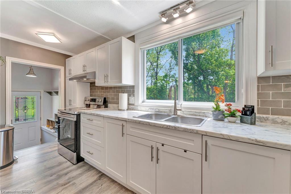 204 Catharine Avenue Property Photo 13