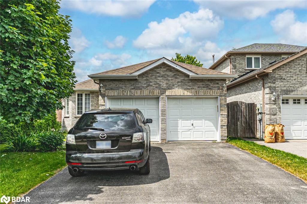 38 Reynolds Lane Property Photo 1
