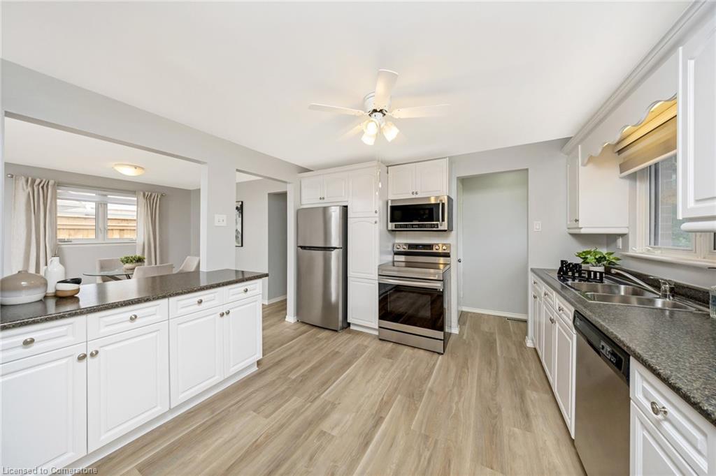 29 Irwin Crescent Property Photo 14
