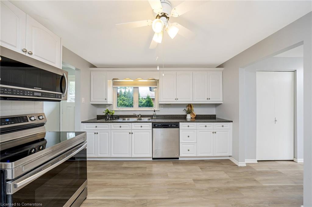 29 Irwin Crescent Property Photo 18