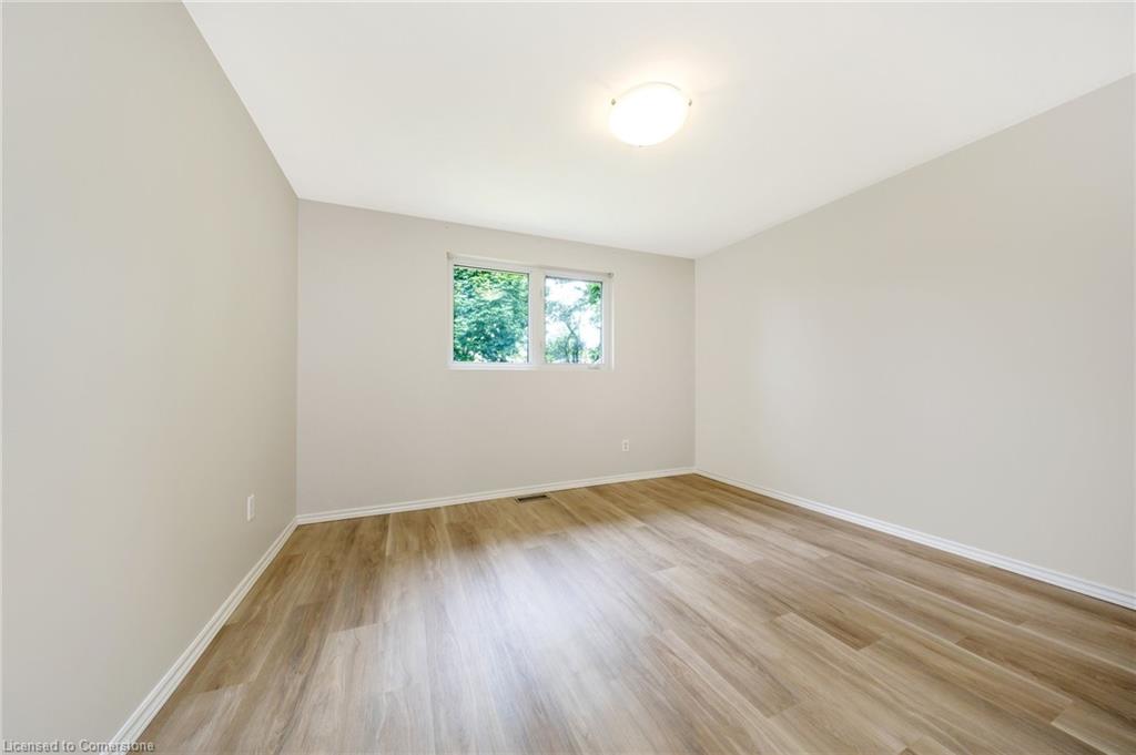 29 Irwin Crescent Property Photo 24