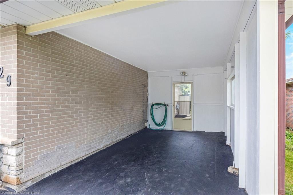 29 Irwin Crescent Property Photo 38