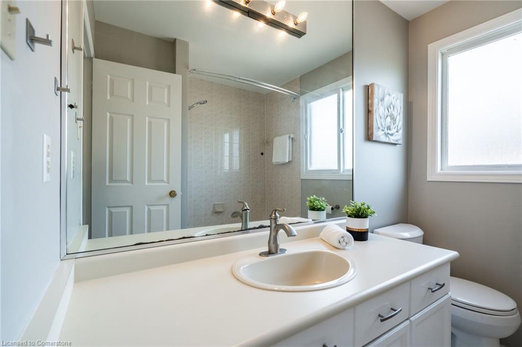 1689 Kerns Road Property Photo 36