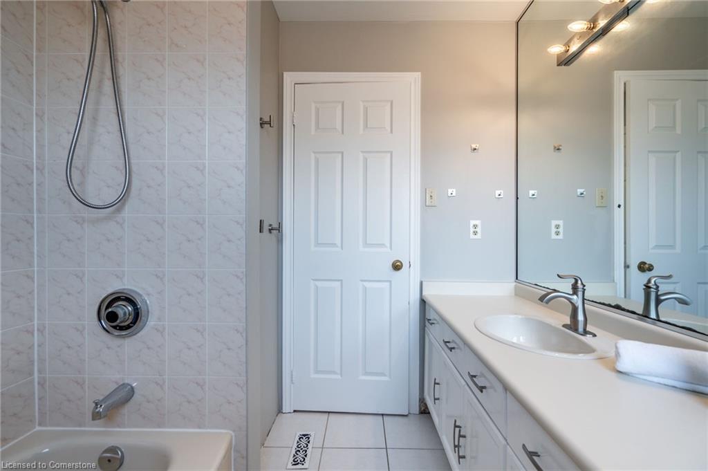 1689 Kerns Road Property Photo 37