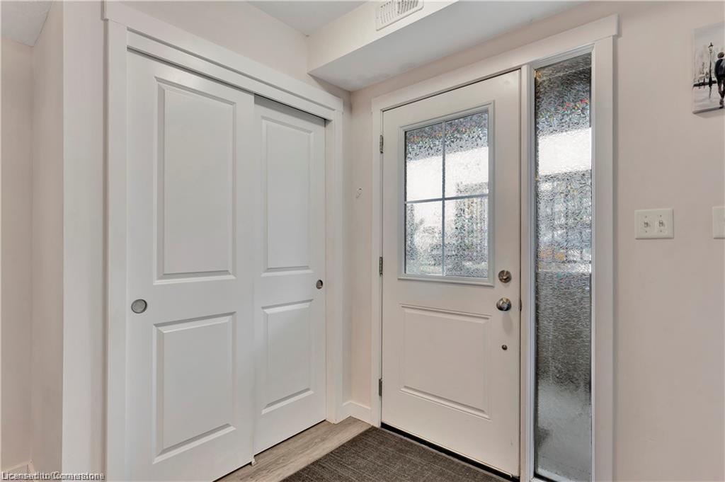 166 Rochefort Street Property Photo 3