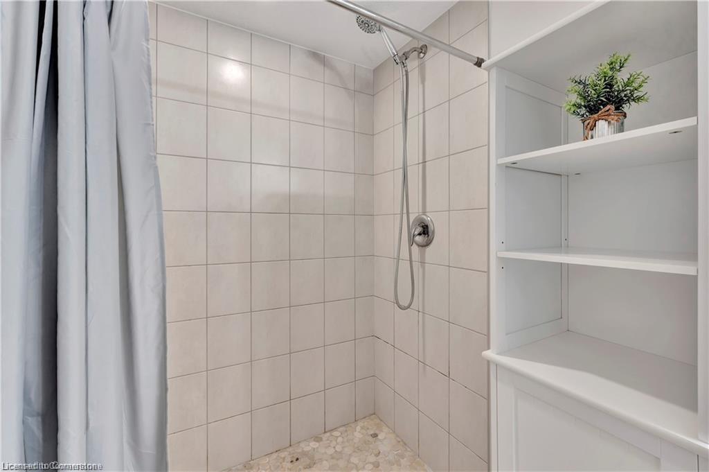 166 Rochefort Street Property Photo 19