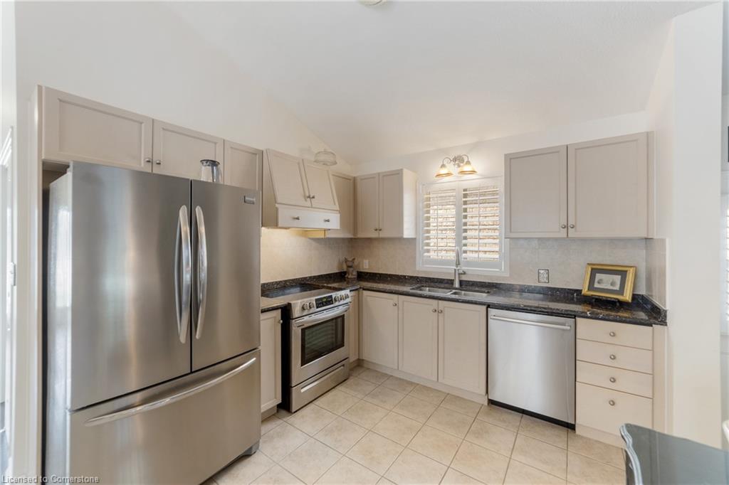 54 Briarose Place Property Photo 8