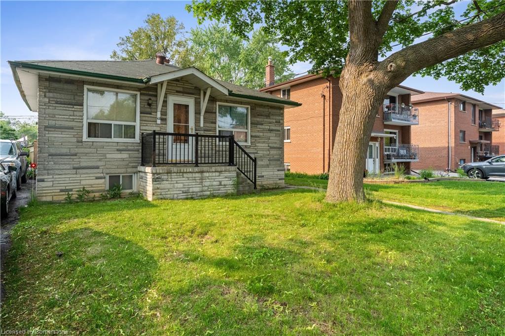 62 Elder Avenue Property Photo 3