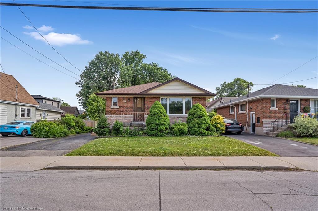 168 Brucedale Avenue E Property Photo 1