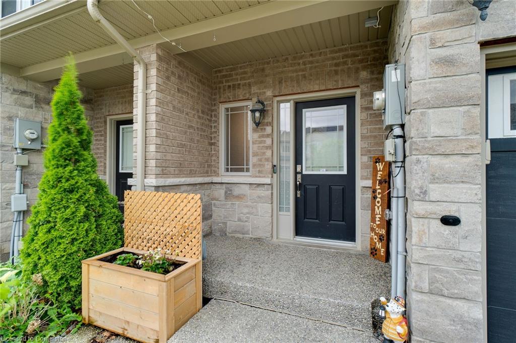 159 Kinsman Drive Property Photo 3