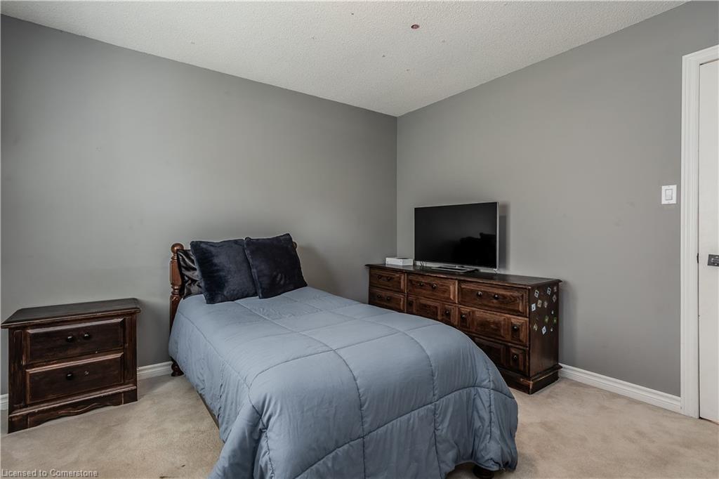 656 Andrea Court Property Photo 33