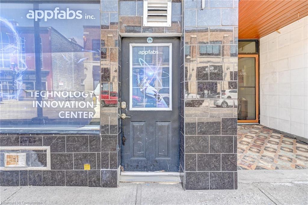 15 Ainslie Street N Property Photo 4