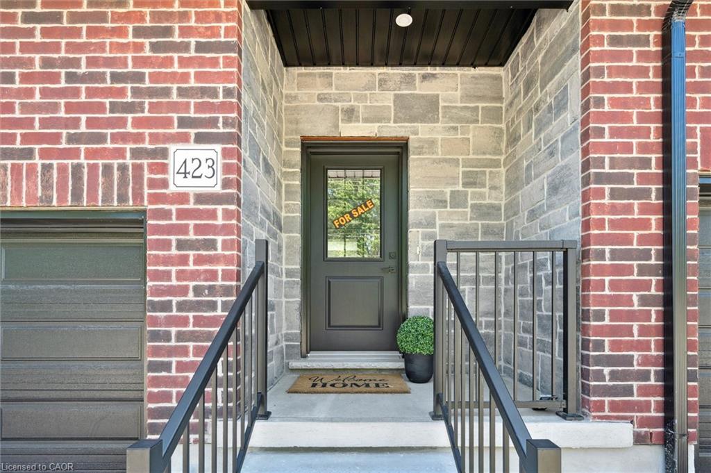 423 Woolwich Street Property Photo 3